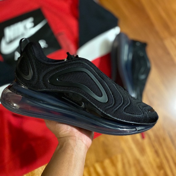 nike air max 720 black mens